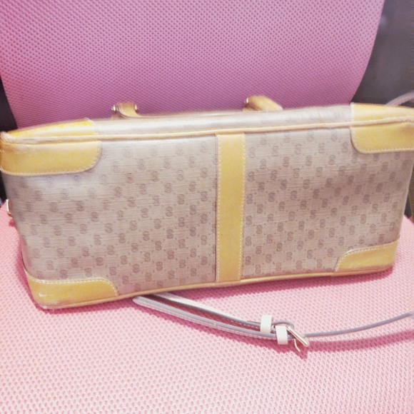 Gucci Tan and Brown Shoulder Bag - Picture 6 of 9